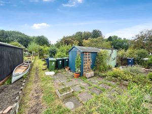 Photo 7- click for photo gallery